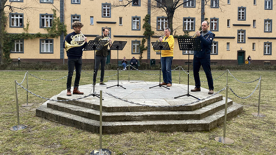 Musiker des Konzerthauses Berlin spielen in Lichtenberg